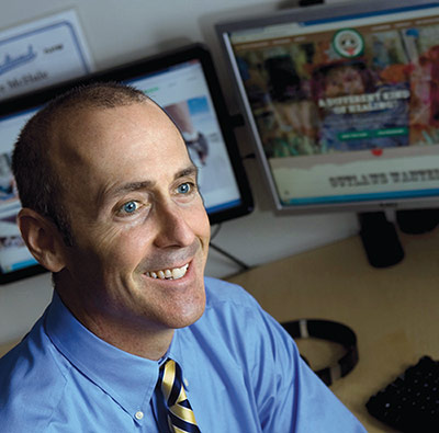 Quinnipiac Magazine Features Web Solutions CEO Tom Barton as Internet Pioneer